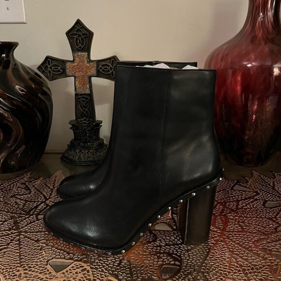 Gianni Bini boots size 9.5 - Picture 1 of 4